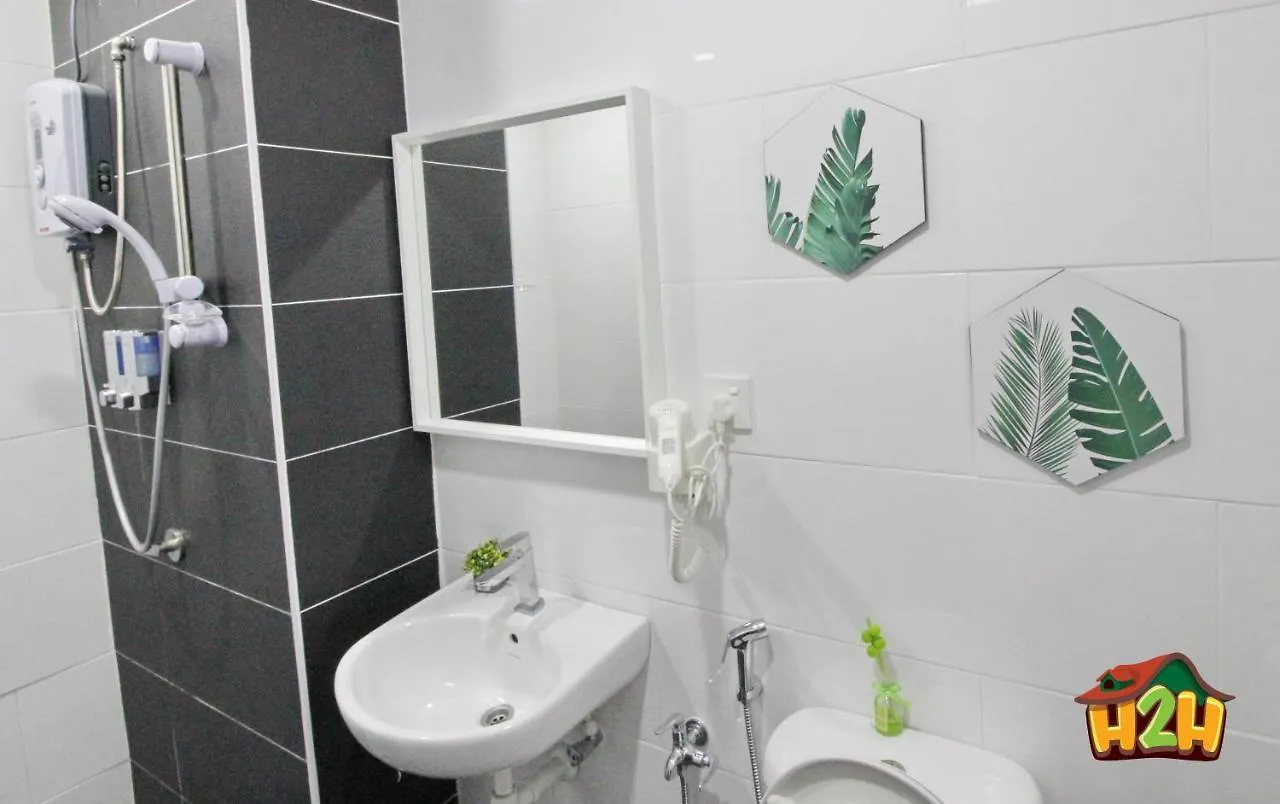 H2H - Neo Casual - Majestic Ipoh Town Center - 8Pax Apartment 0*,  Malaysia