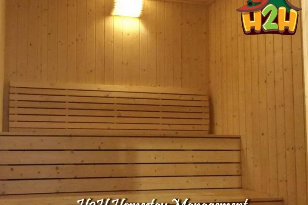 H2H - Neo Casual - Majestic Ipoh Town Center - 8Pax Apartment