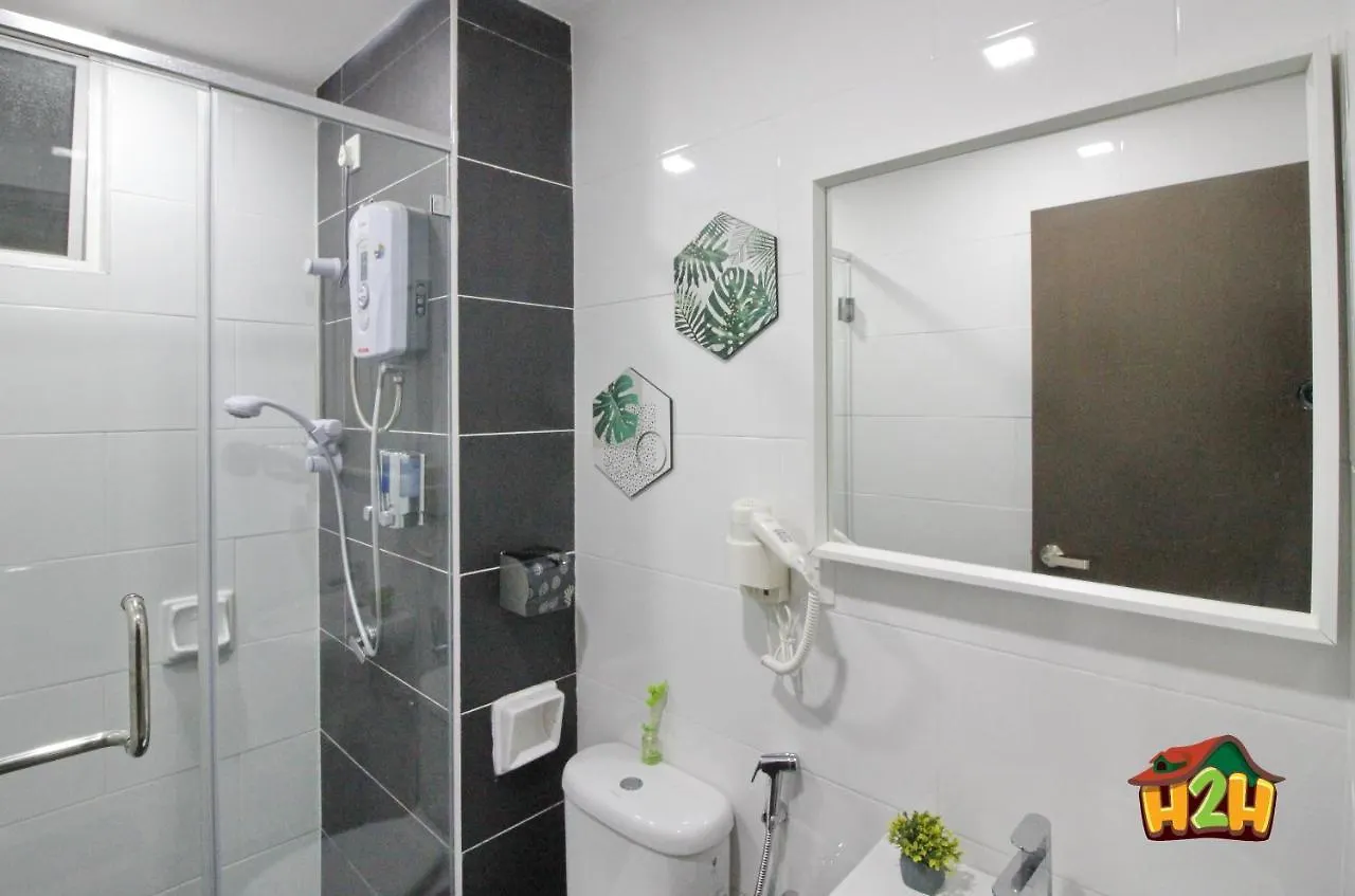 H2H - Neo Casual - Majestic Ipoh Town Center - 8Pax Apartment